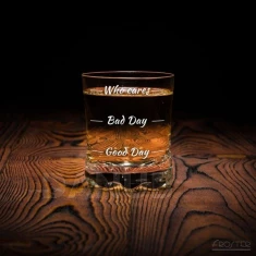 Whiskys pohár: Who Cares