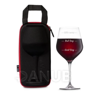 Tok Who Cares maxi borospohárral 