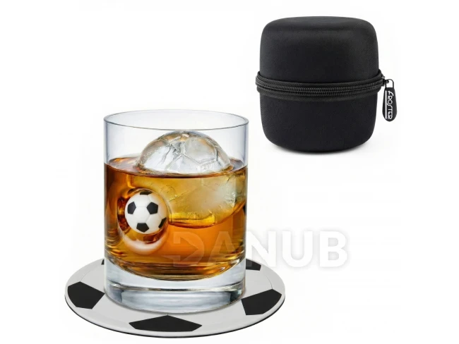 Whiskys pohár futball labdával és labda alakú alátéttel