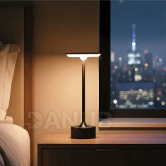 Asztali lámpa - fekete színű fém - állítható színhőm, fényerő - akkumulátoros - USB