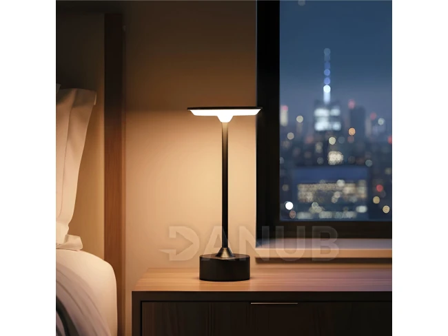 Asztali lámpa - fekete színű fém - állítható színhőm, fényerő - akkumulátoros - USB