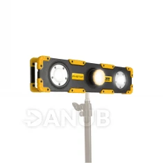 LED reflektor - akkumulátoros, dimmerelhető, fókuszálható - 1500 lumen