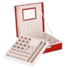 Ékszerdoboz rekeszekkel - 26x26x8,5 cm - piros öko-bőr